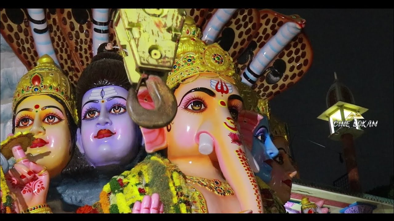India's biggest Khairatabad Ganesh lifting with super crane | Khairatabad Ganesh lifting on Tasker