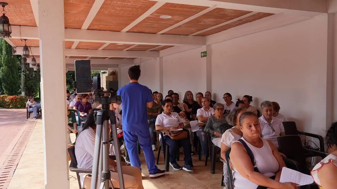 Emisión en directo de Dr. Juan David Domínguez