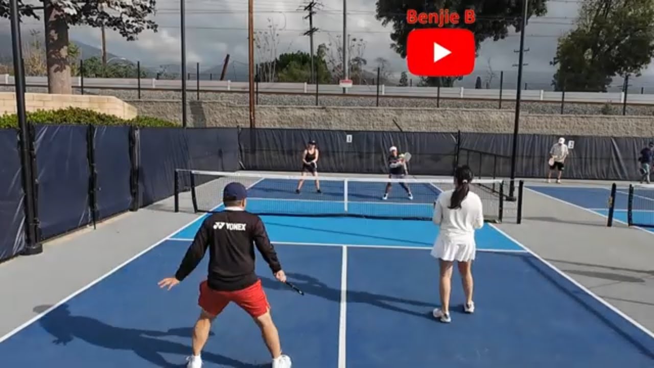 Boy Sabit nag Pickleball
