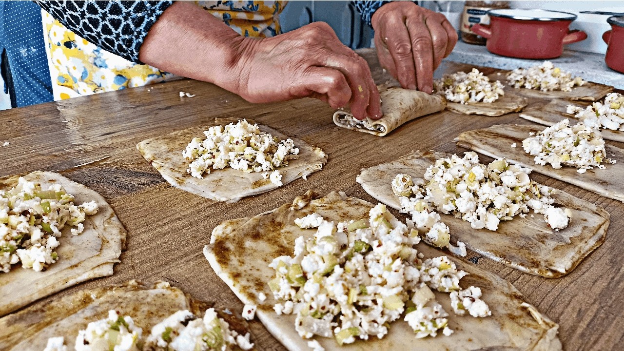 🔥 ТЕ, КТО ПРОПУСТИТ ЭТОТ РЕЦЕПТ, ПОЖАЛЕЮТ 💯 КАК ПРИГОТОВИТЬ ЛУКОВОЙ ХЛЕБ 😋