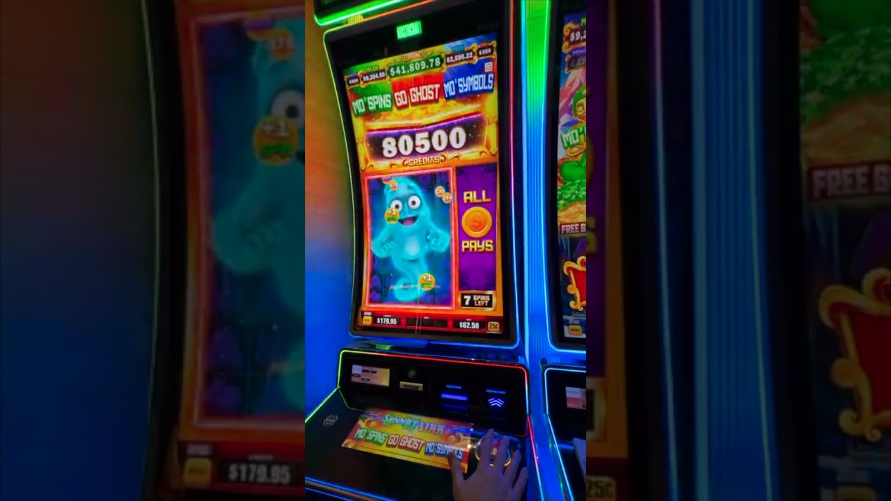 THE LARGEST JACKPOT OF MY LIFE ON SPOOKY LINK! #slots #casino #jackpot
