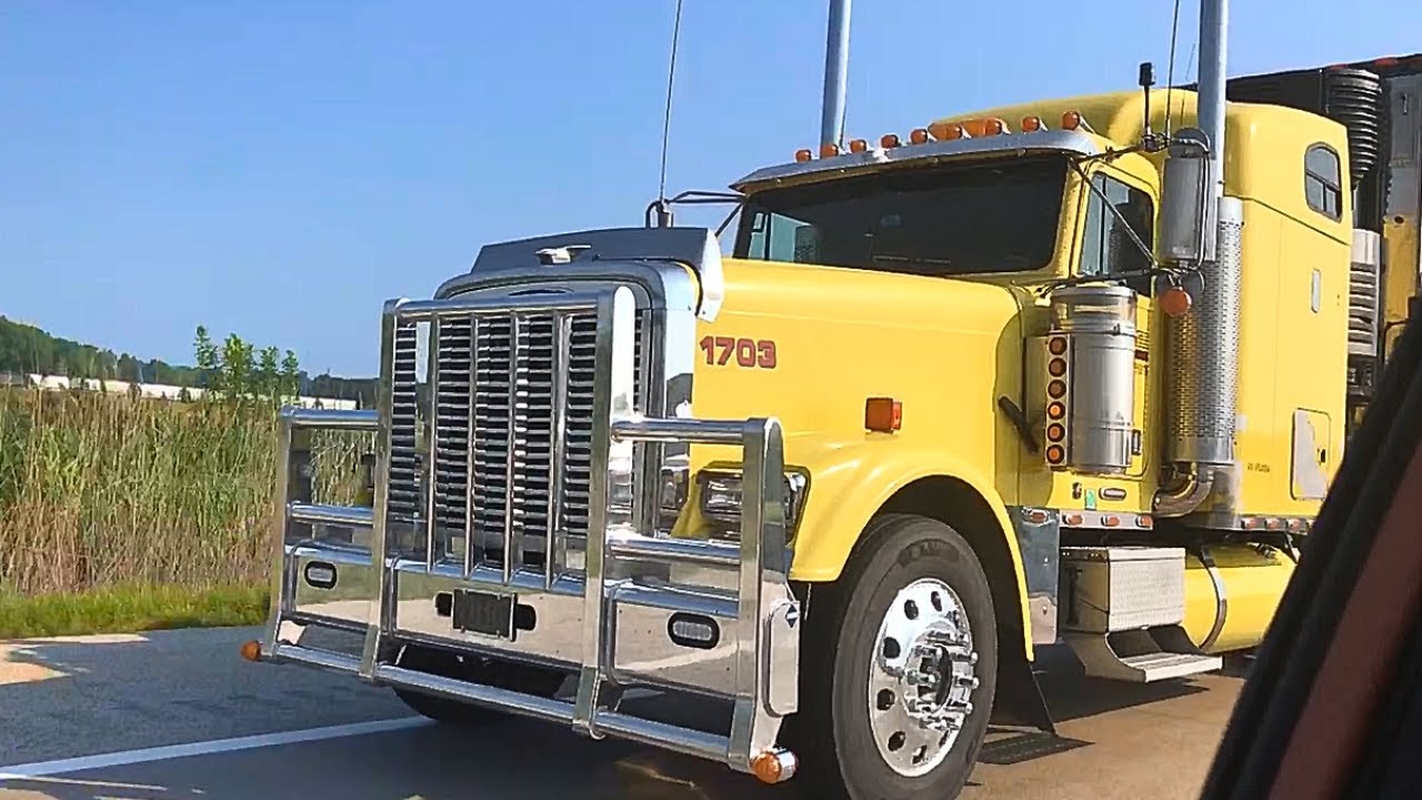 TRUCK SPOTTING IN MICHIGAN & INDIANA - Working Rigs on the Highway and More!