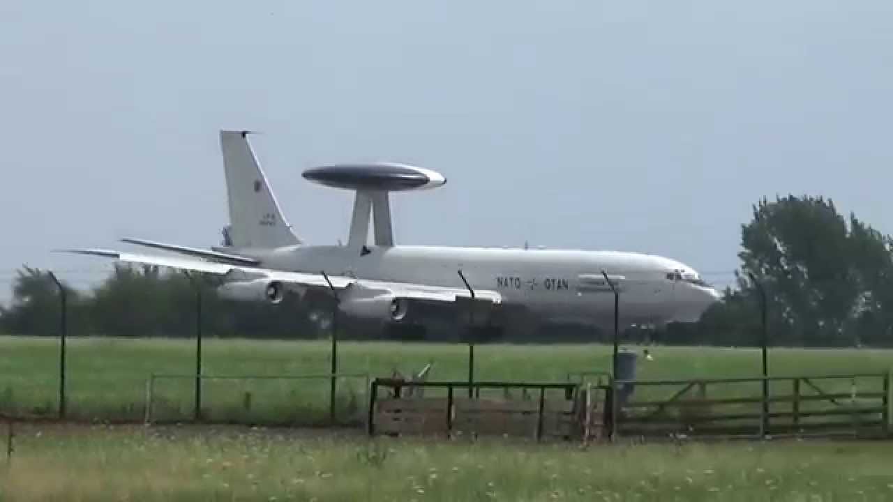 AWACS Touch and Go -  Airport Cochstedt
