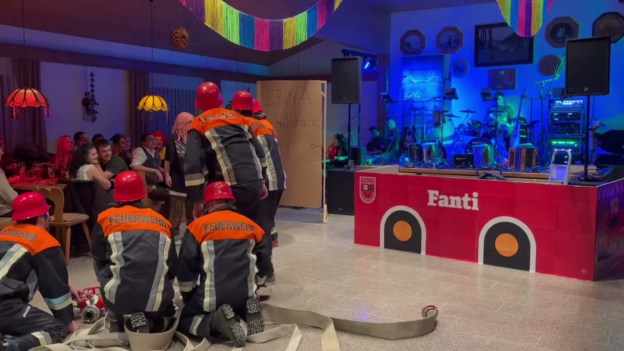 Einlage der Feuerwehr Niederrunding am Faschingsball 2026