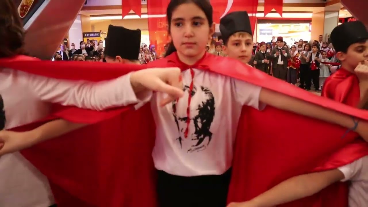 23 Nisan Ulusal Egemenlik ve Çocuk Bayramı