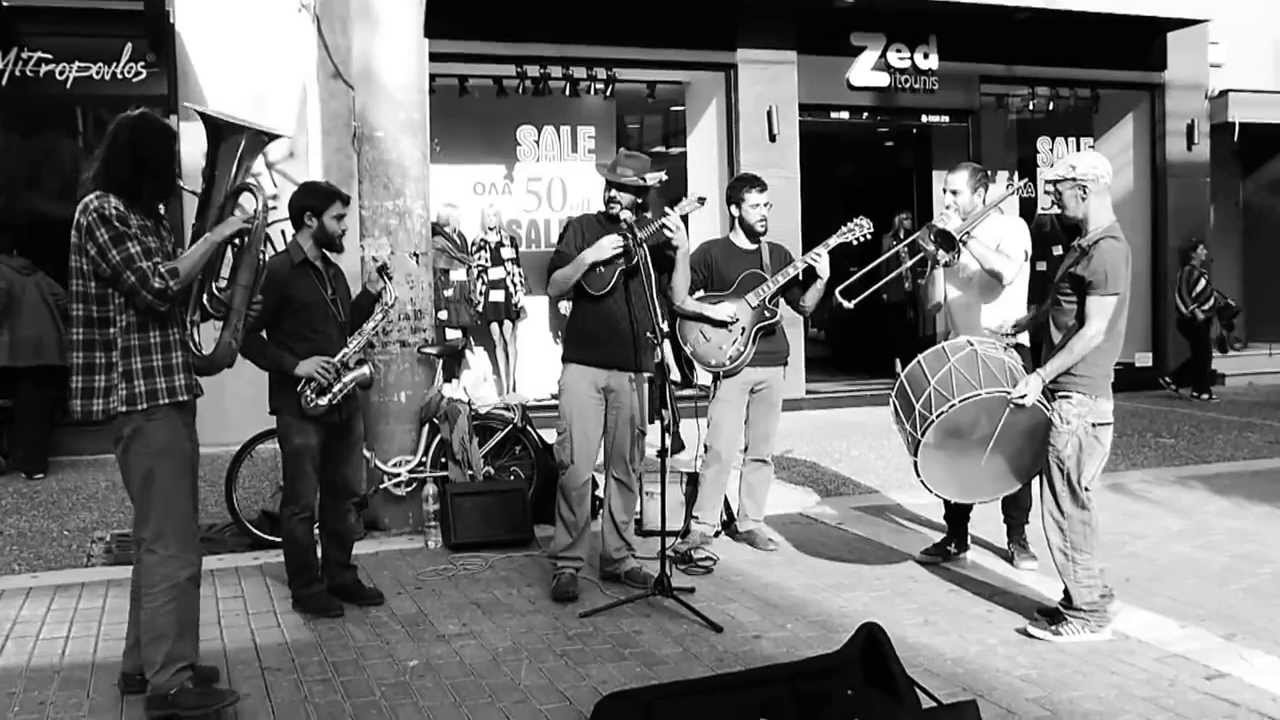 Street Music in Athens: Muchatrela Band