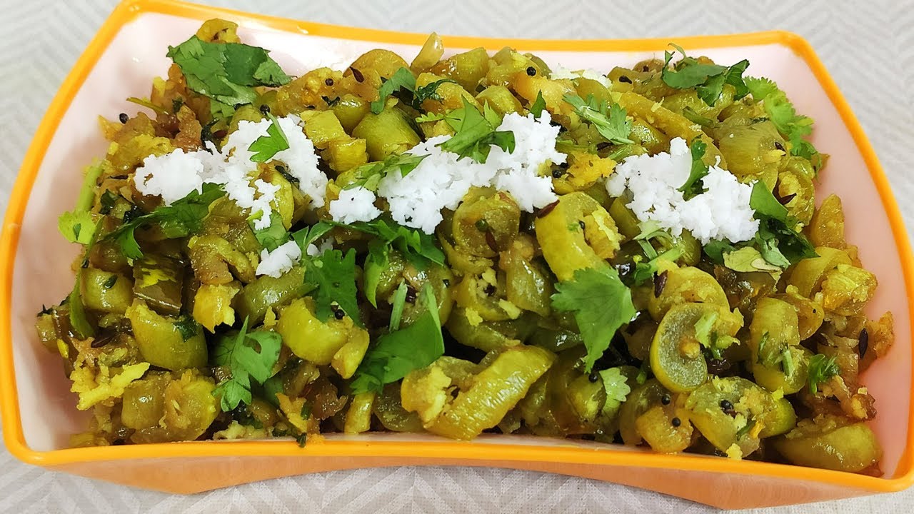 पडवळची भाजी - झटपट व पौष्टिक | Padwal chi bhaji | Marathi recipe