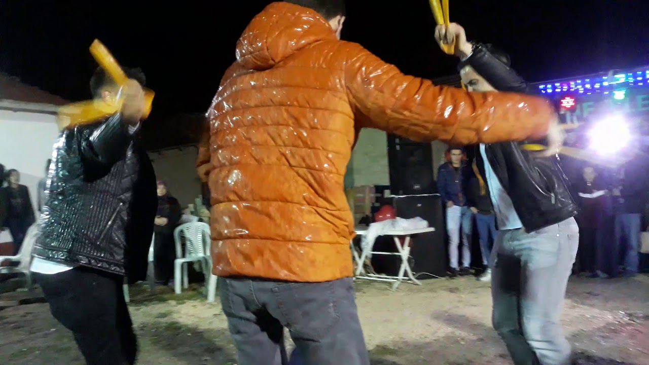 Her türlü cifteteli dersin verilir Sivrihisar Bahcecik köyü gençleri