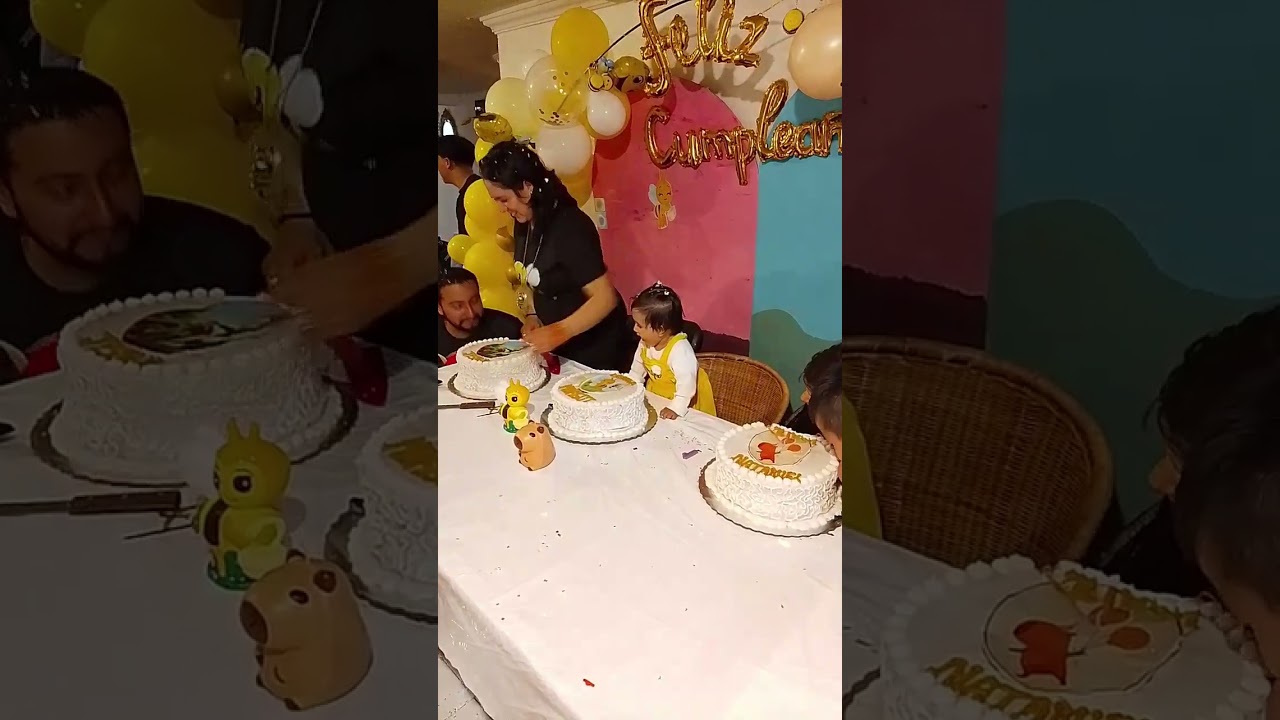 Ya en las mañanitas para partir el pastel