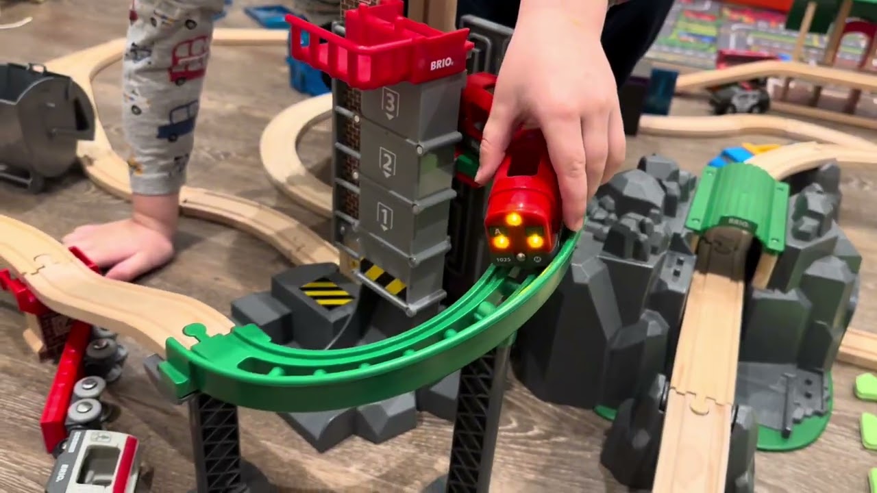 Brio trains & colour matching Magna-Tiles tunnels