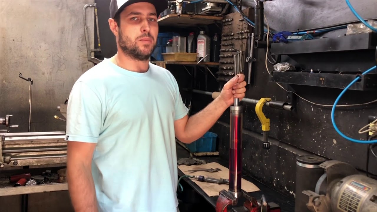 Amortecedores - Teste com óleo ATF.