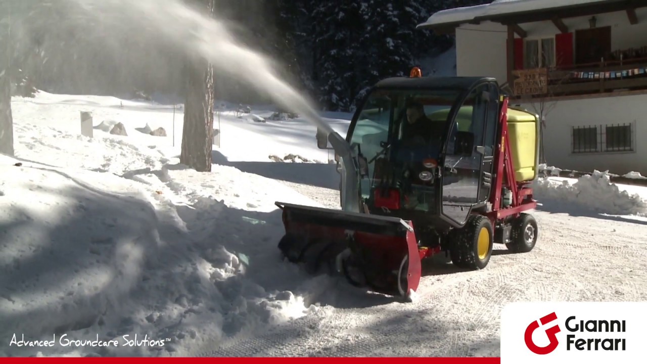 Gianni Ferrari Turbo Cruiser doing snow removal with snow thrower
