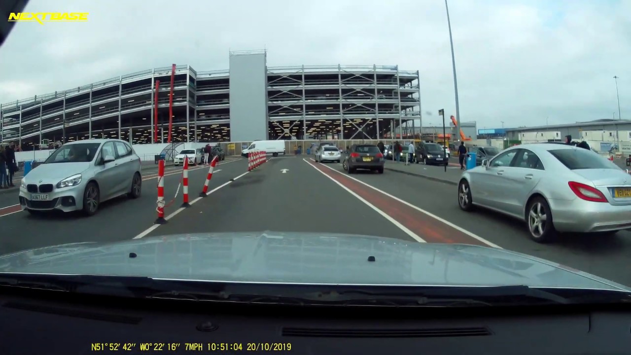 Luton Airport - Quick Drop Off - October 2019