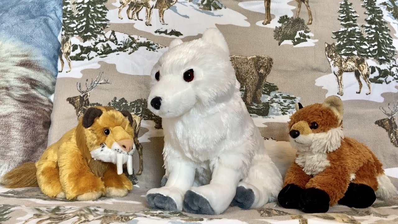 Sasha the Arctic Fox (Wild Republic Plush Animals)