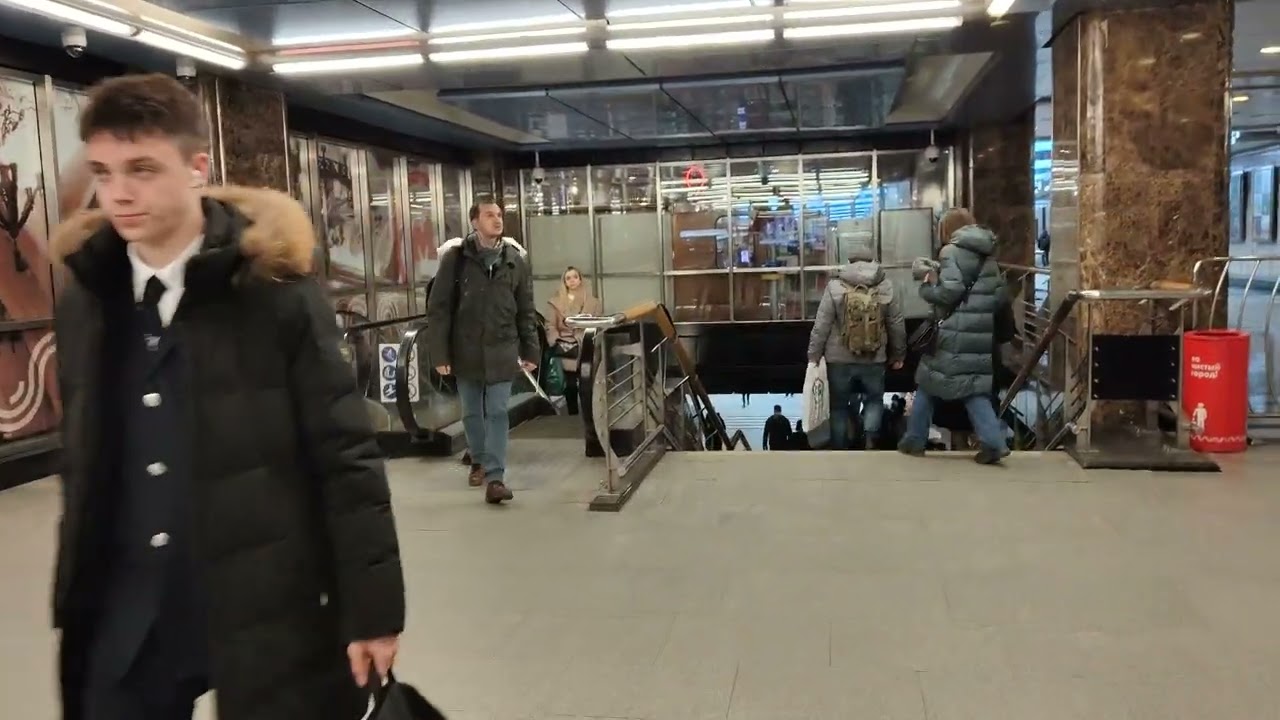 Станция метро Выставочная - при открытии 10 сентября 2005 года она называлась Деловой центр #metro