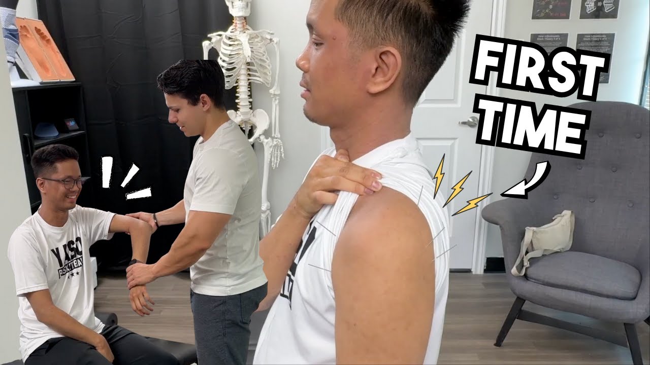 His Shoulder Has Been Clicking for YEARS - Chiropractic Treatment, Cracks & Acupuncture