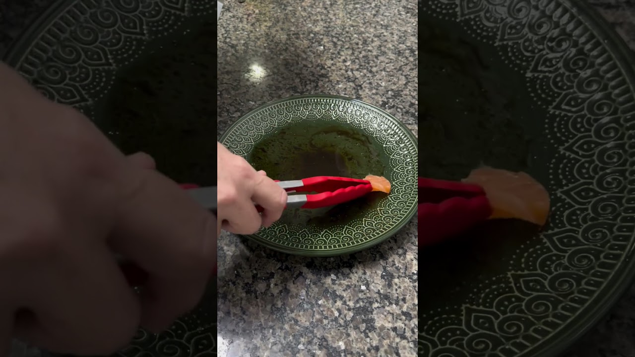 CARPACCIO DE SALMÃO COM ALCAPARRAS E LIMÃO SICILIANO 🥢 