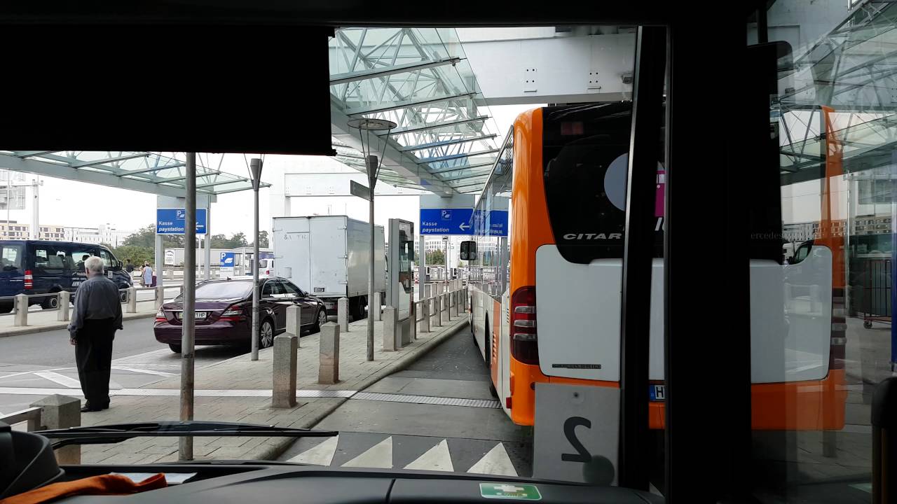 Frankfurt Flughafen Terminal Shuttle Mitfahrt
