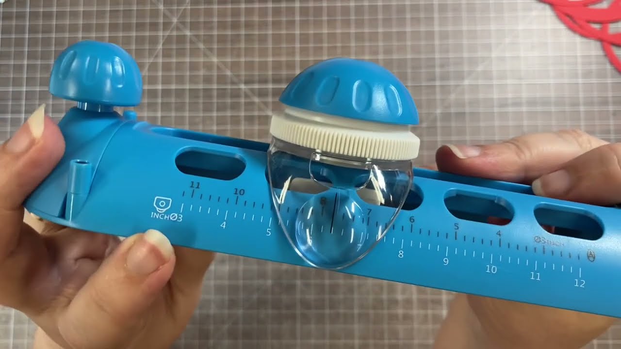 Trying out the new Circle Cutter from Creative Memories
