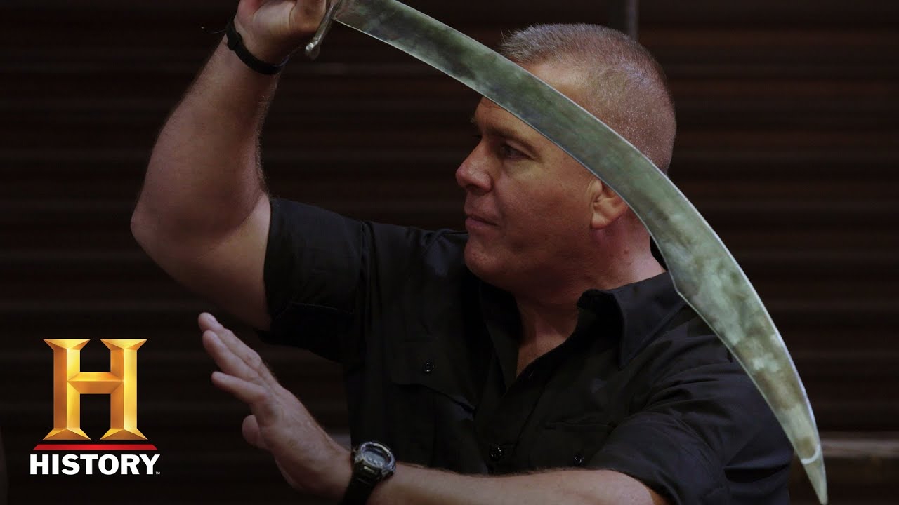 Knight Fight: The Scimitar Sword (Season 1, Episode 5) | History