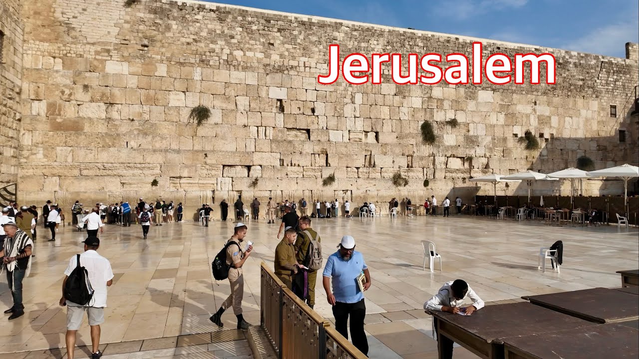 Jerusalem, November 4. The atmosphere at the Western Wall is calm.