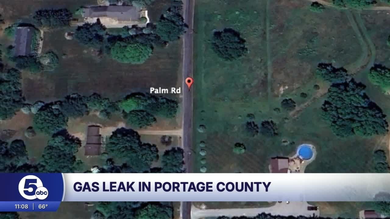 Car crash in Suffield Township causes 'major' natural gas leak; fire crews evacuate area