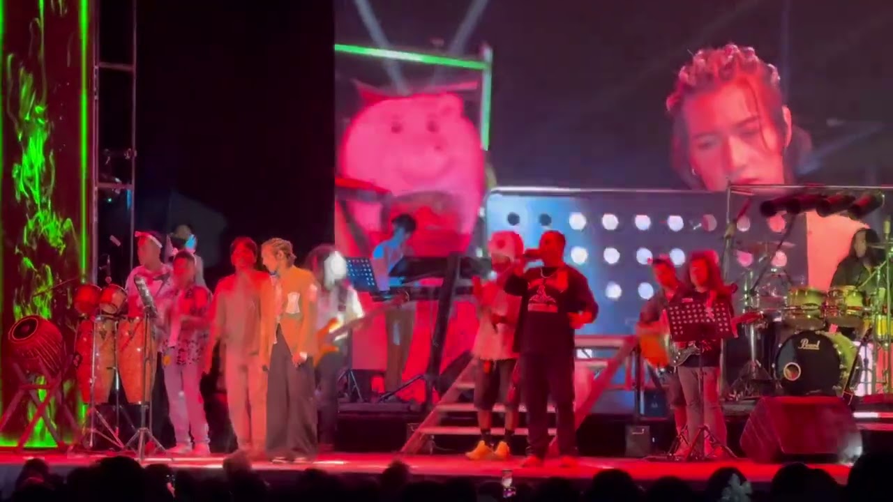 ရွှေမင်းသားလေး အောင်ဇမ္ဘူရဲ့ လူတွေ လွမ်း ဆွေး တွေး ငေး ပြေး ဟိုအဝေး ❤️❤️❤️#aungzabu#ဇာတ်သဘင်