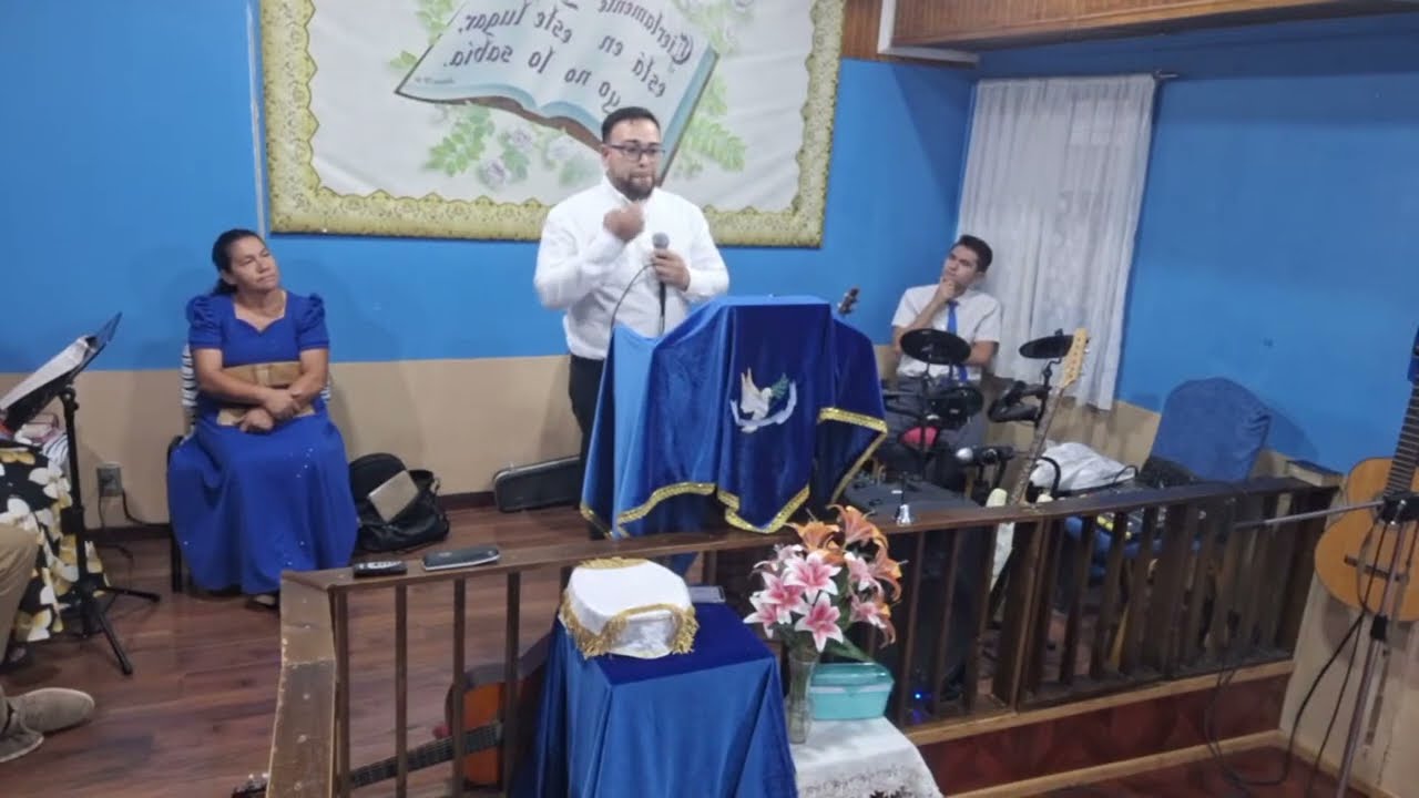 Iglesia Triunfantes en Cristo Colina