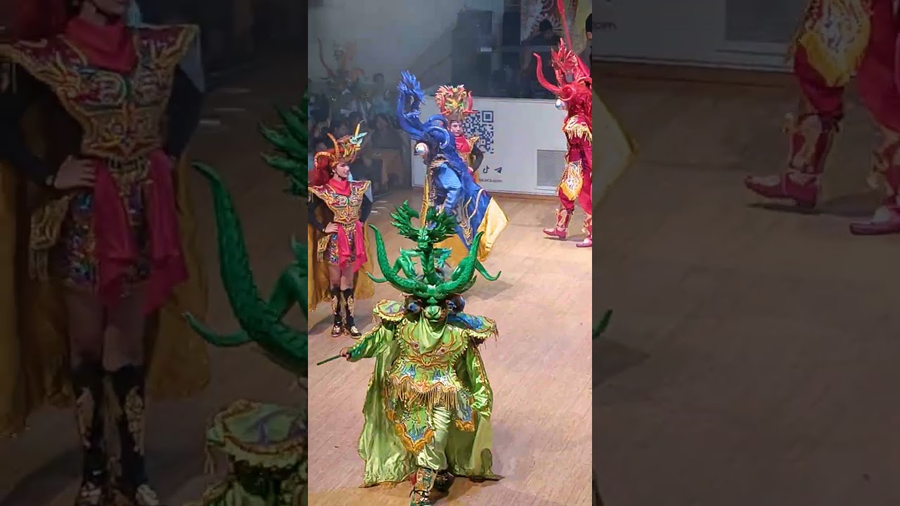 Sicuri Diablada - Elenco Juvenil Brisas del Titicaca ( Diego Bendrell, pecado color verde)