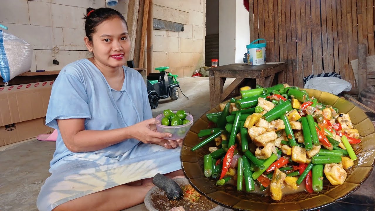 COOKING MENDOAN FRIED ONION FLOWERS SAUTEED GENDOT CHILLI