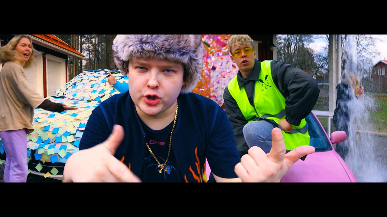 ♪ NikojaSanttu - Just A Prank Bro (Virallinen musiikkivideo)