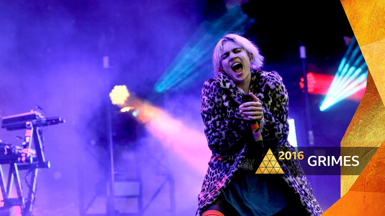Grimes - Oblivion (Glastonbury 2016)