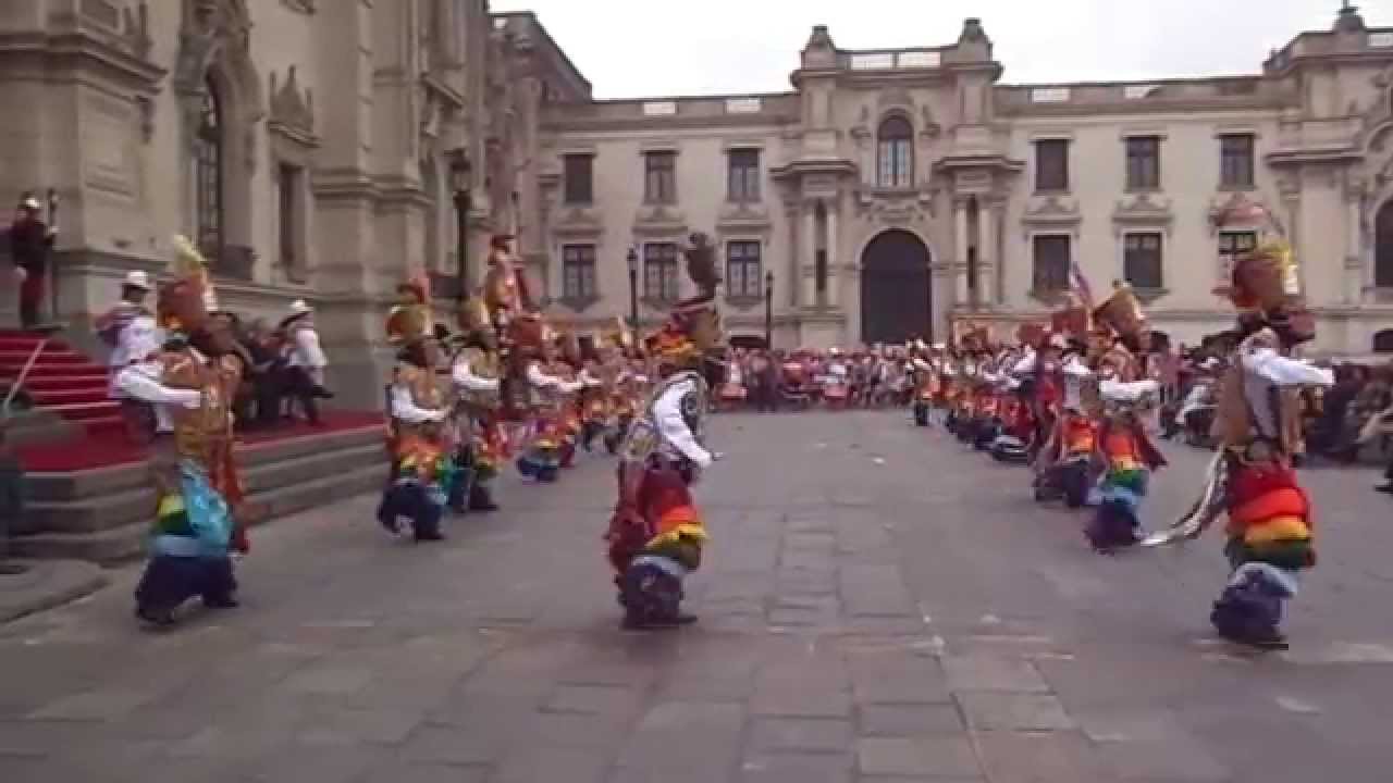 COMPARZA DANZAQ SAN JERONIMO, LANZAMIENTO PALACIO DE GOBIERNO - LIMA