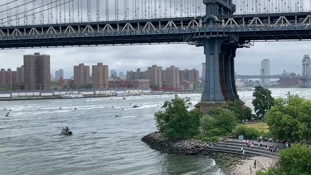 NYC Jet ski Invasion 😕