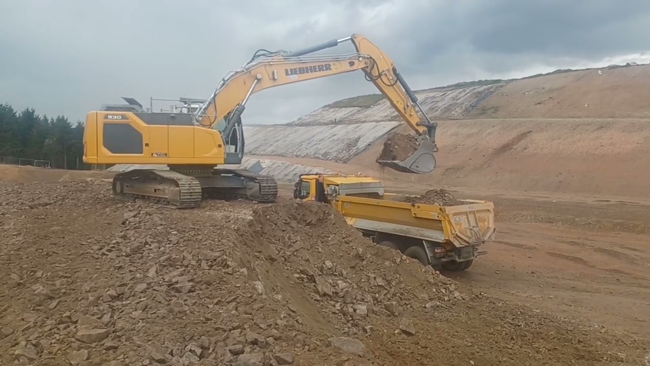 Liebherr R930 Part1