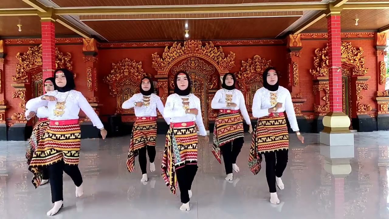 TARI BEDANA LAMPUNG || KELAS X IPA1 KELOMPOK 5