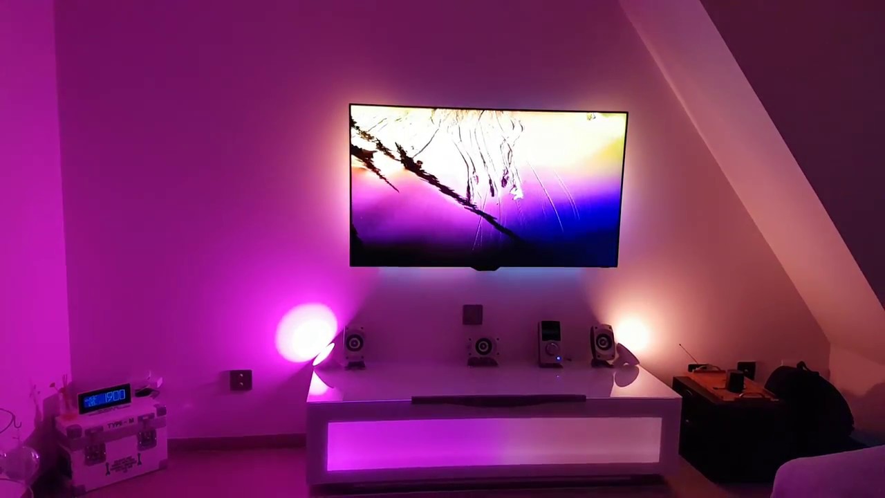 Philips Ambilight + 3 x Lightstrip + 3 x Bloom + Hue in HD