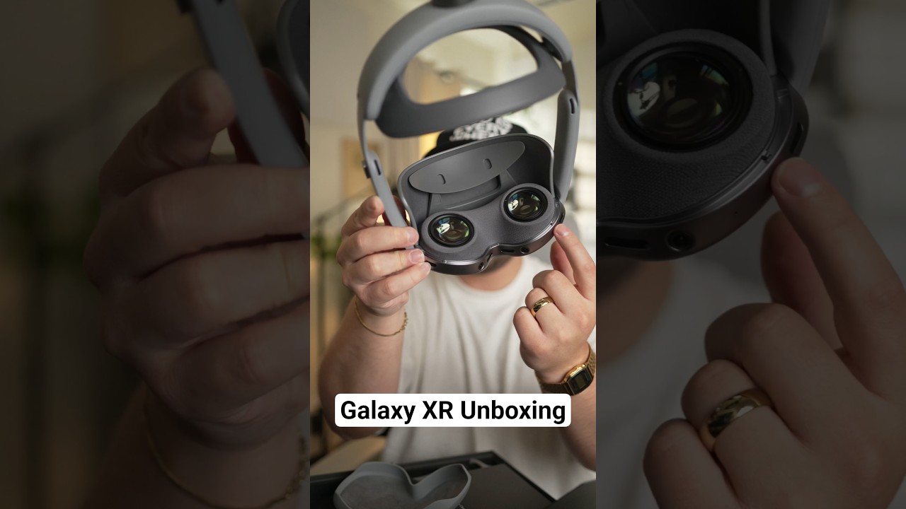 Распаковка Samsung Galaxy XR