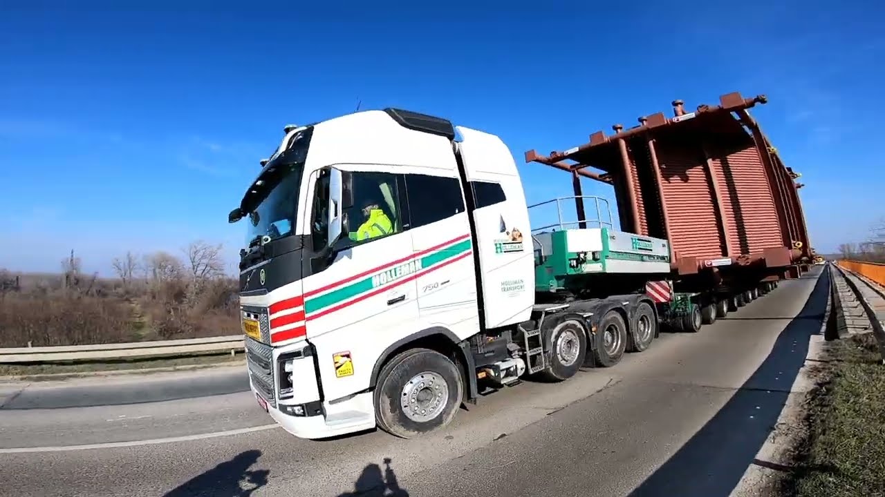 MegaMega Transport. Veće ne može. **SOME BIG MOVES**