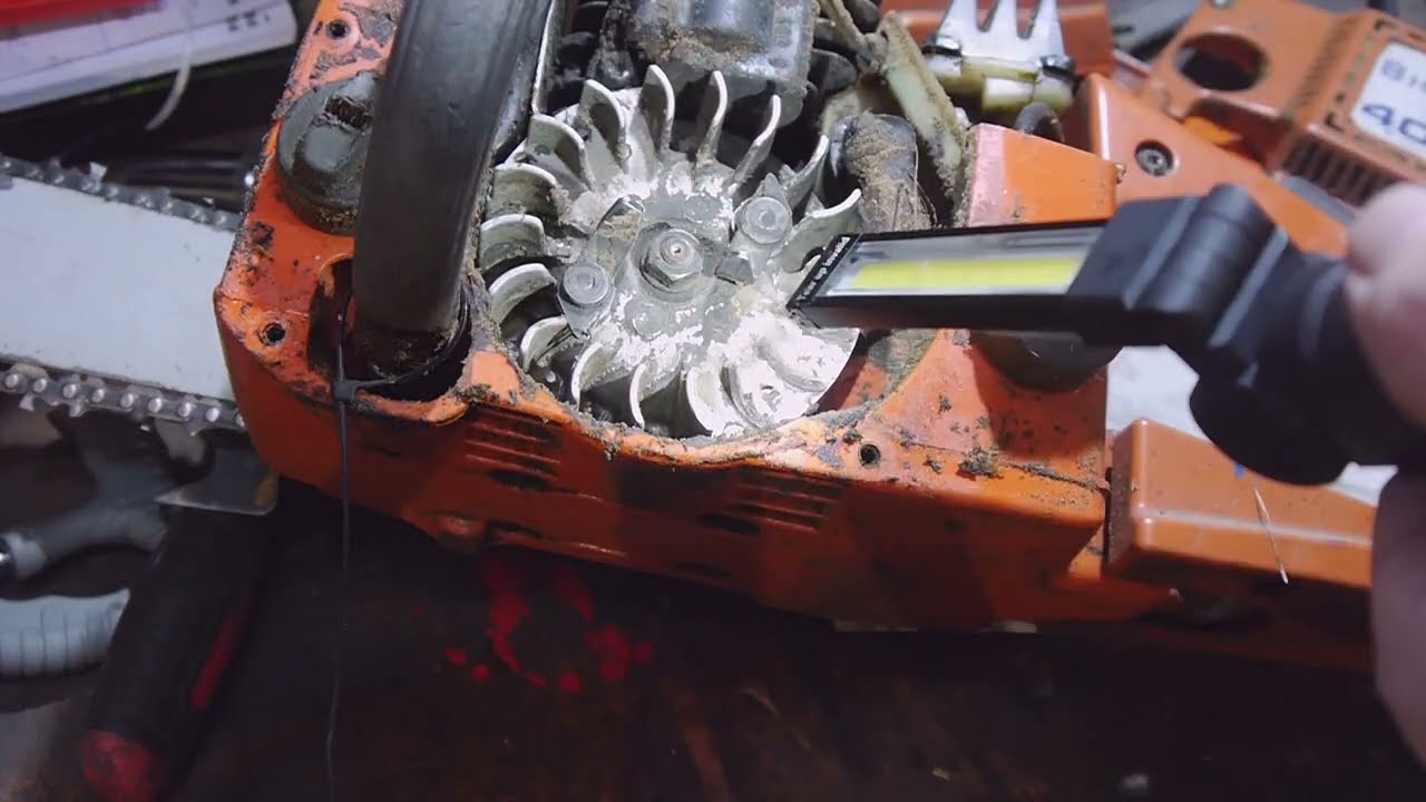 @RP- Garażowo. Husqvarna 40. Czy warto kupić uszkodzoną piłę do remontu. Ile to może kosztować.
