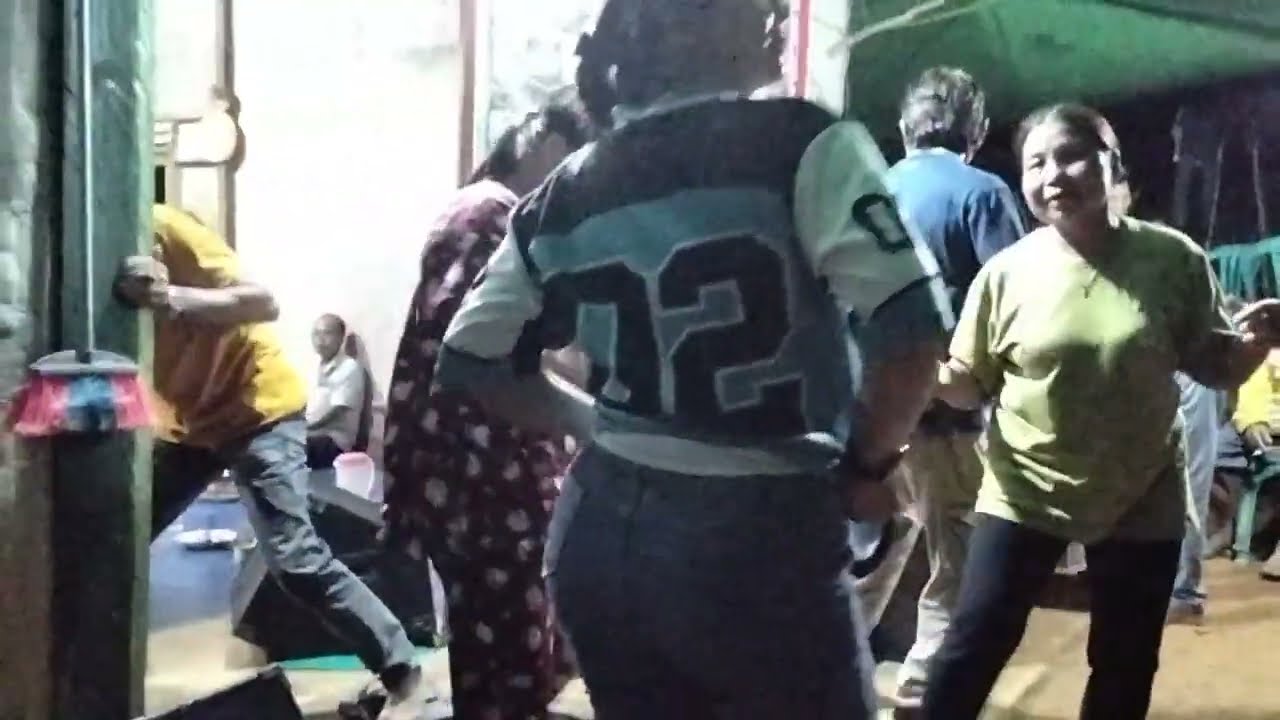 Masih dalam suana dangdutan