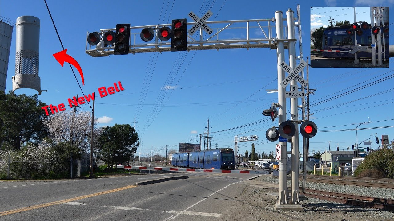 *New E-Bell* Jackson Rd. Railroad Crossing -SacRT Light Rail Trains |Car 429 Released| Sacramento CA