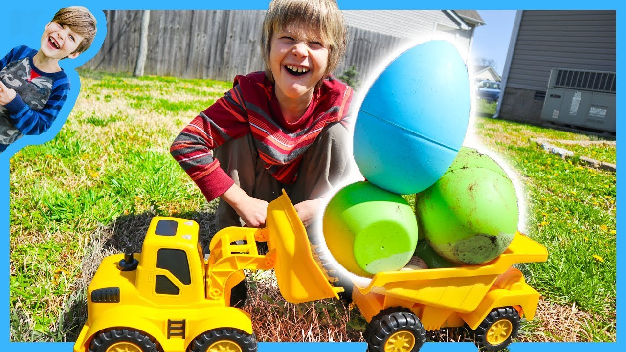Dump Trucks GiANT Easter Egg Hunt!