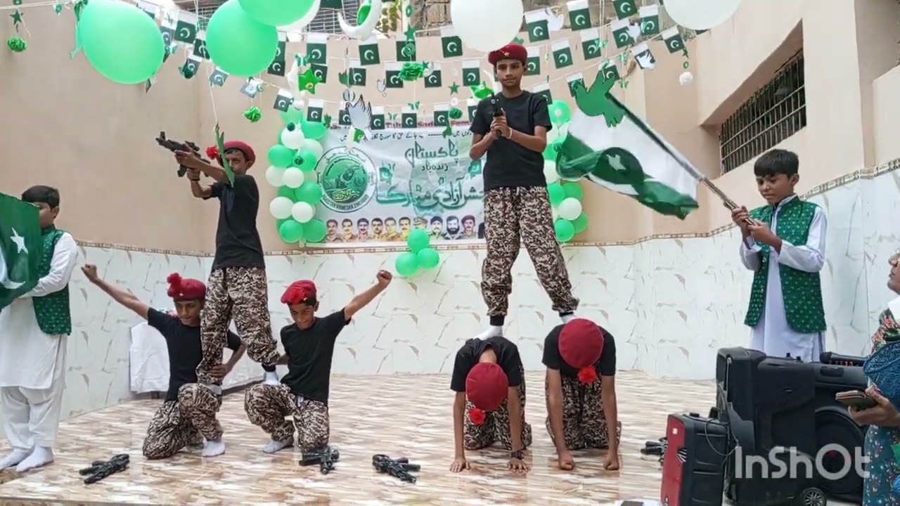 @rabiakhatri8240 #jashneaazadi #governmentschool #14august #pakistan #pakarmy #viralvideo #viral 