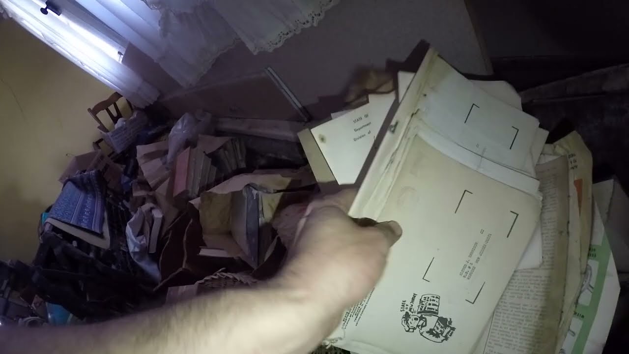 Farm house finds! Picking at a old farm! Never know what we’ll get. Lots of Antiques!