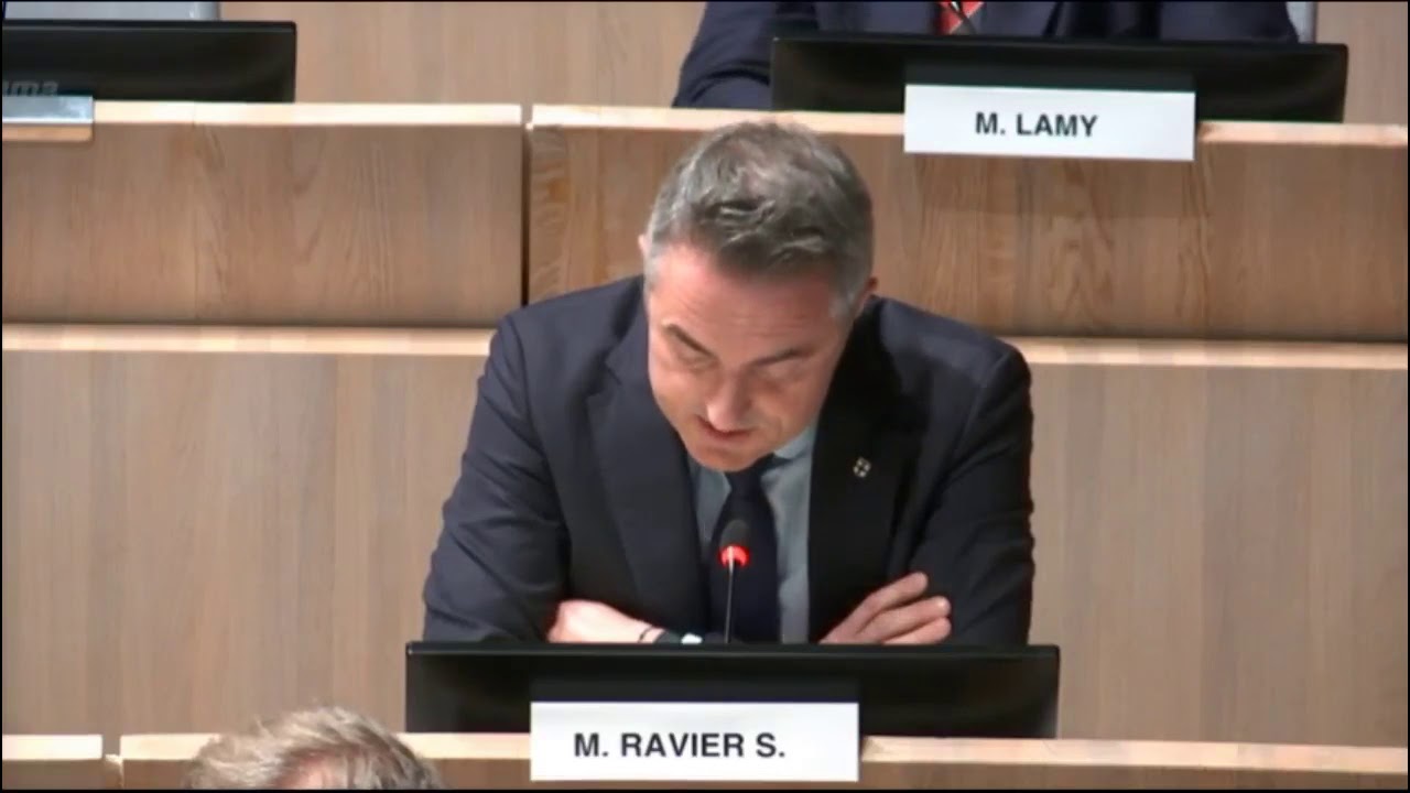 COUP DE GUEULE DE ST&Eacute;PHANE RAVIER CONTRE LA CHRISTIANOPHOBIE !