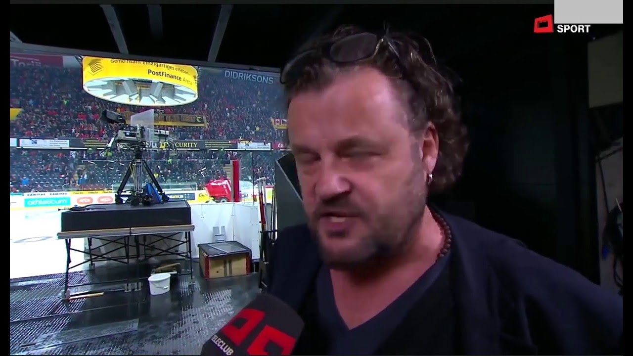 Büne Huber , Plädoyer für das Eishockey