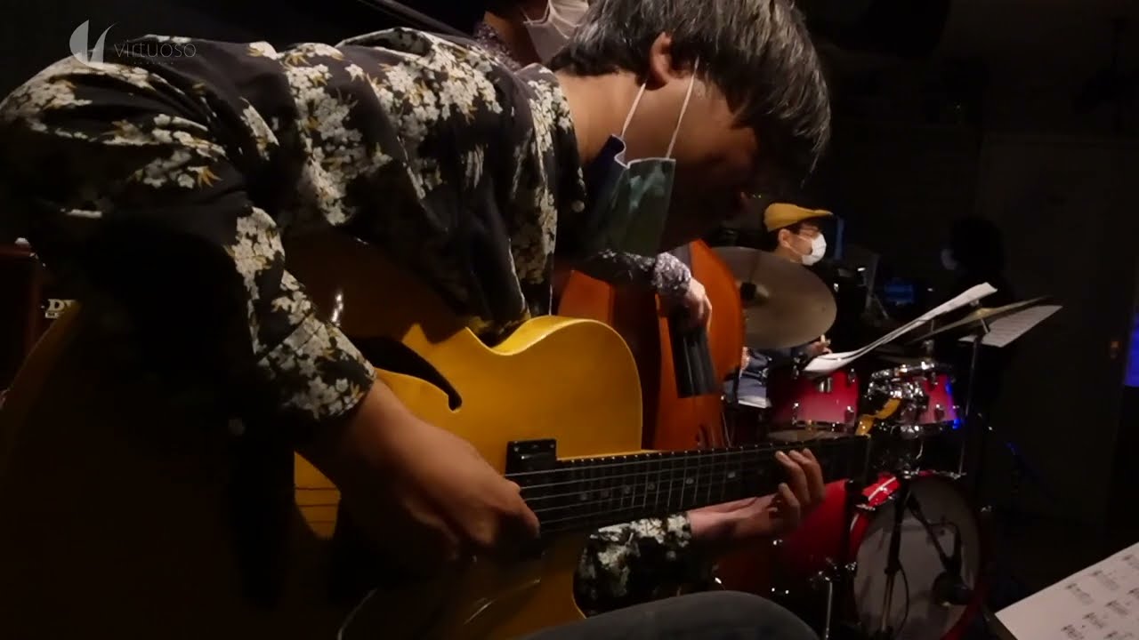 Hey it’s me, you are taking to ヴァーチュオーゾ赤坂でのライブ