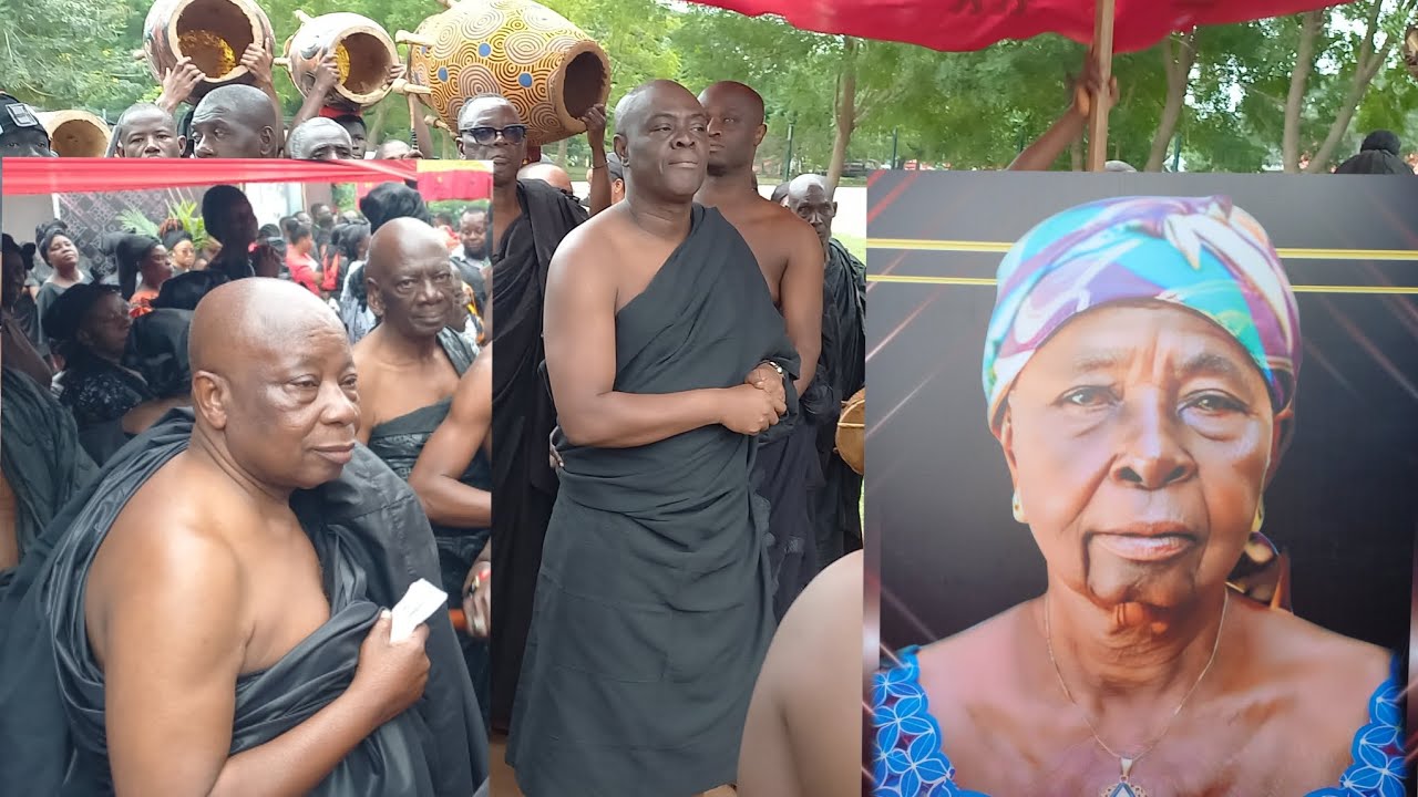 Soo sad!! Dormaahene Nana Agyeman Badu cries as he says goodbye to Hon Agyeman Manu's MOM