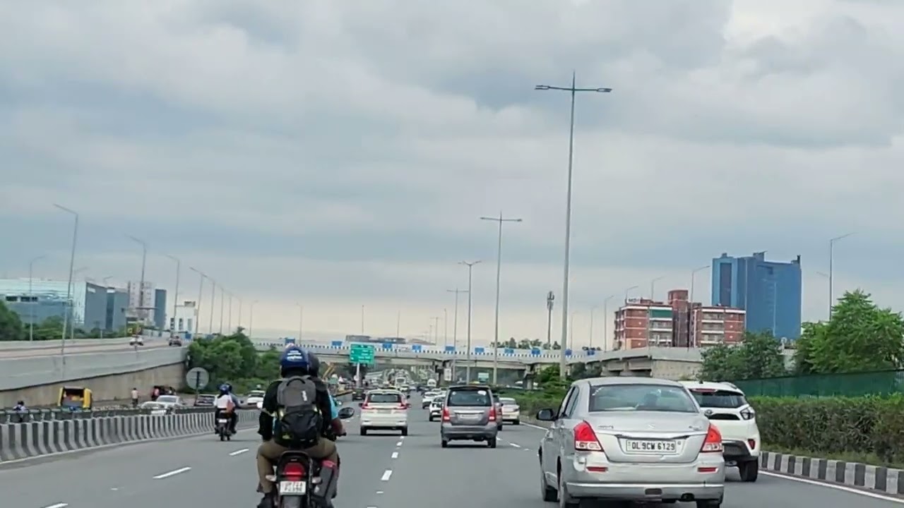 Gurugram In Monsoon #gurugram#gurgaon#drive#vlog#tour#place#trending#video#haryana#beautiful#travel